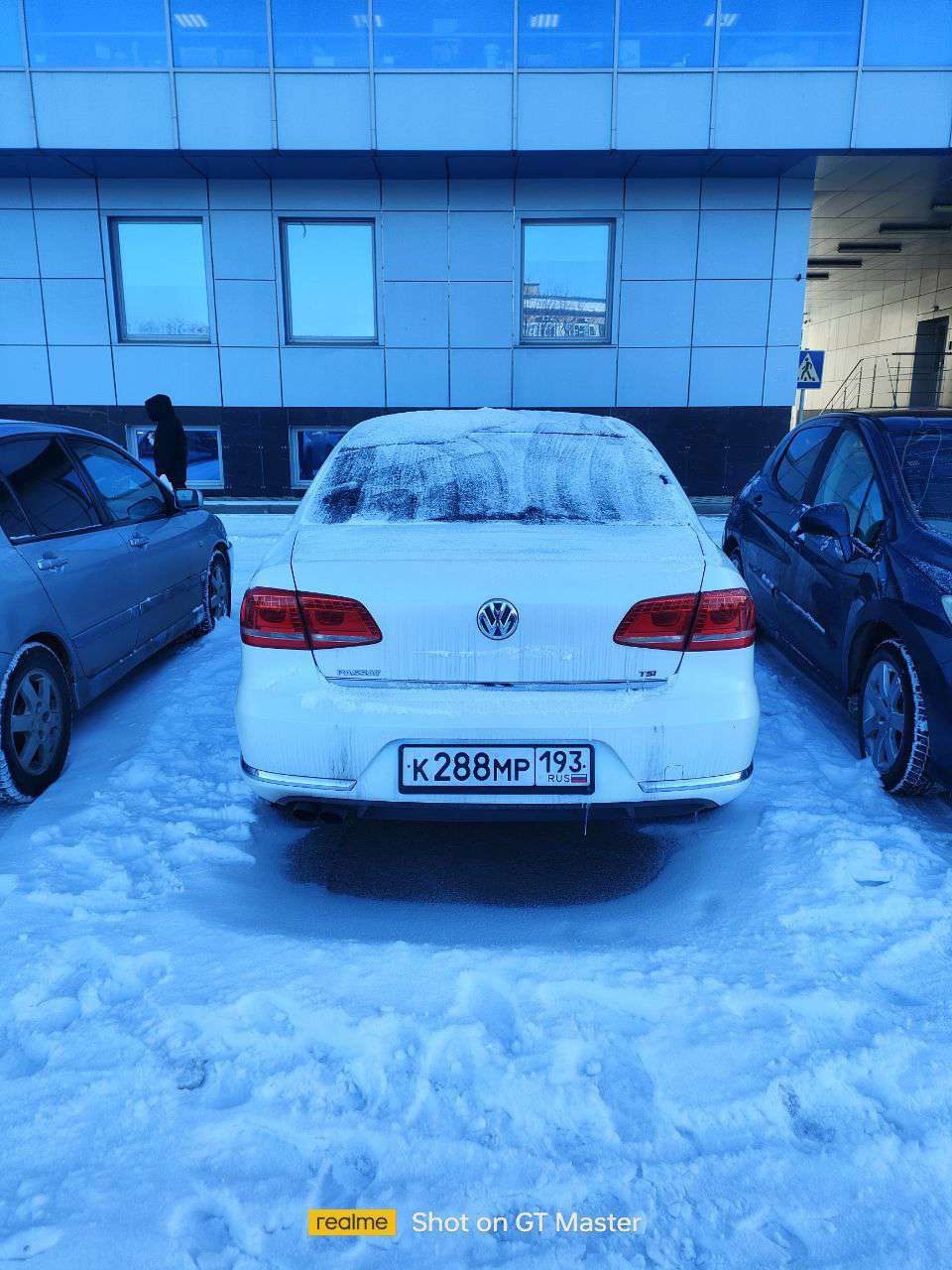 Автомобиль марки VOLKSWAGEN модель Passat 2012 г.в. VIN-номер WVWZZZ3CZDP016265