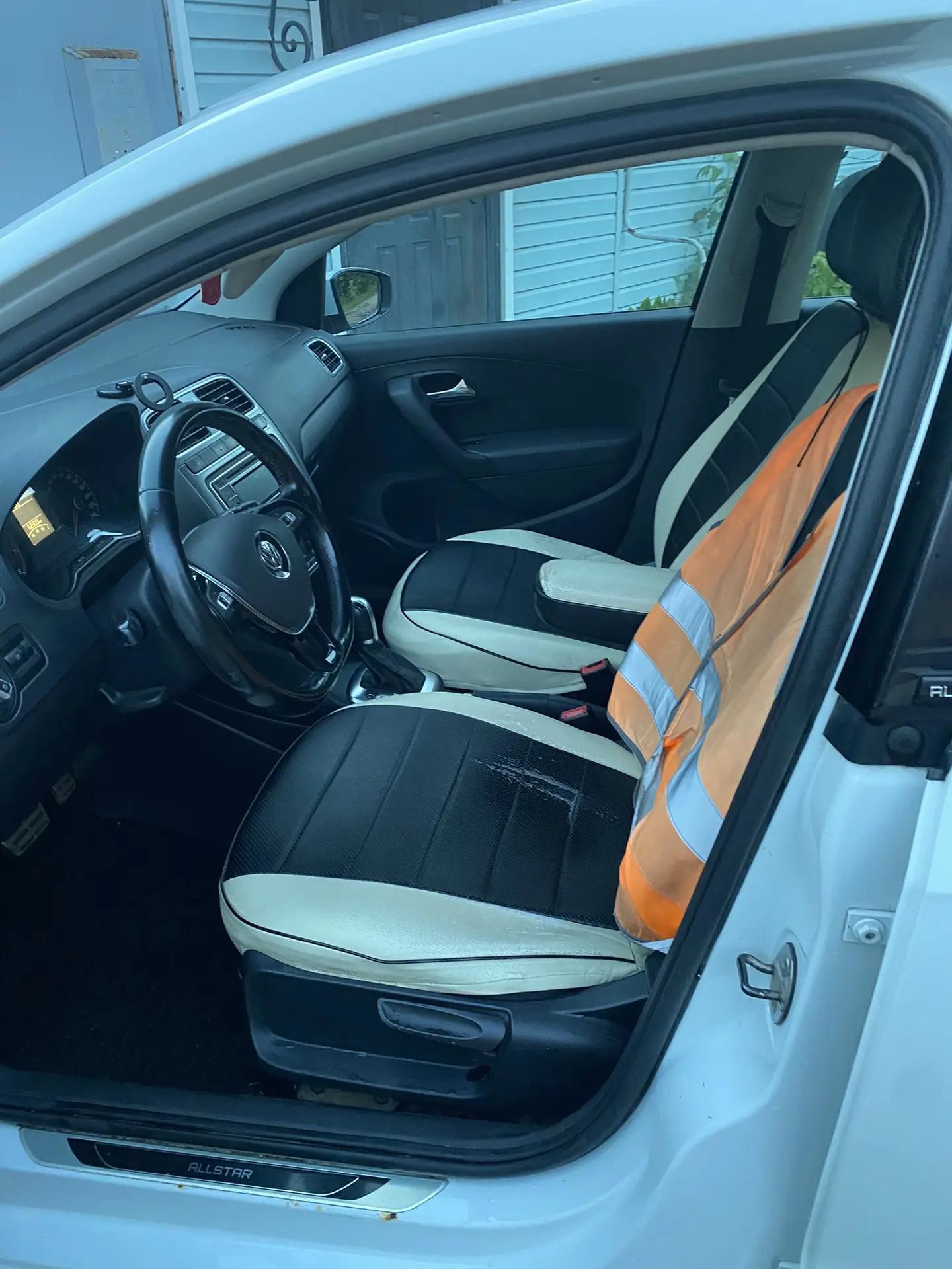 Автомобиль марки VOLKSWAGEN модель POLO 2016 г.в. VIN-номер XW8ZZZ61ZHG011551