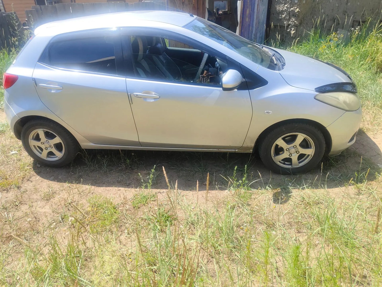 Легковой автомобиль марки: MAZDA, модели: DEMIO, год выпуска: 2008 г., кузов №: DE3FS-140670