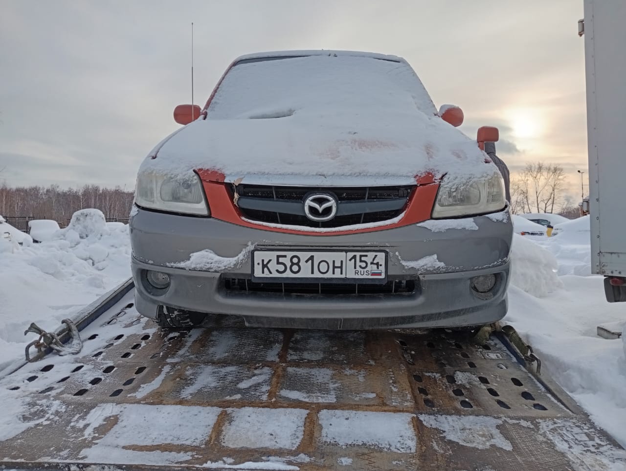 автомобиль MAZDA TRIBUTE, 2005 года выпуска, № кузова ЕРW103732