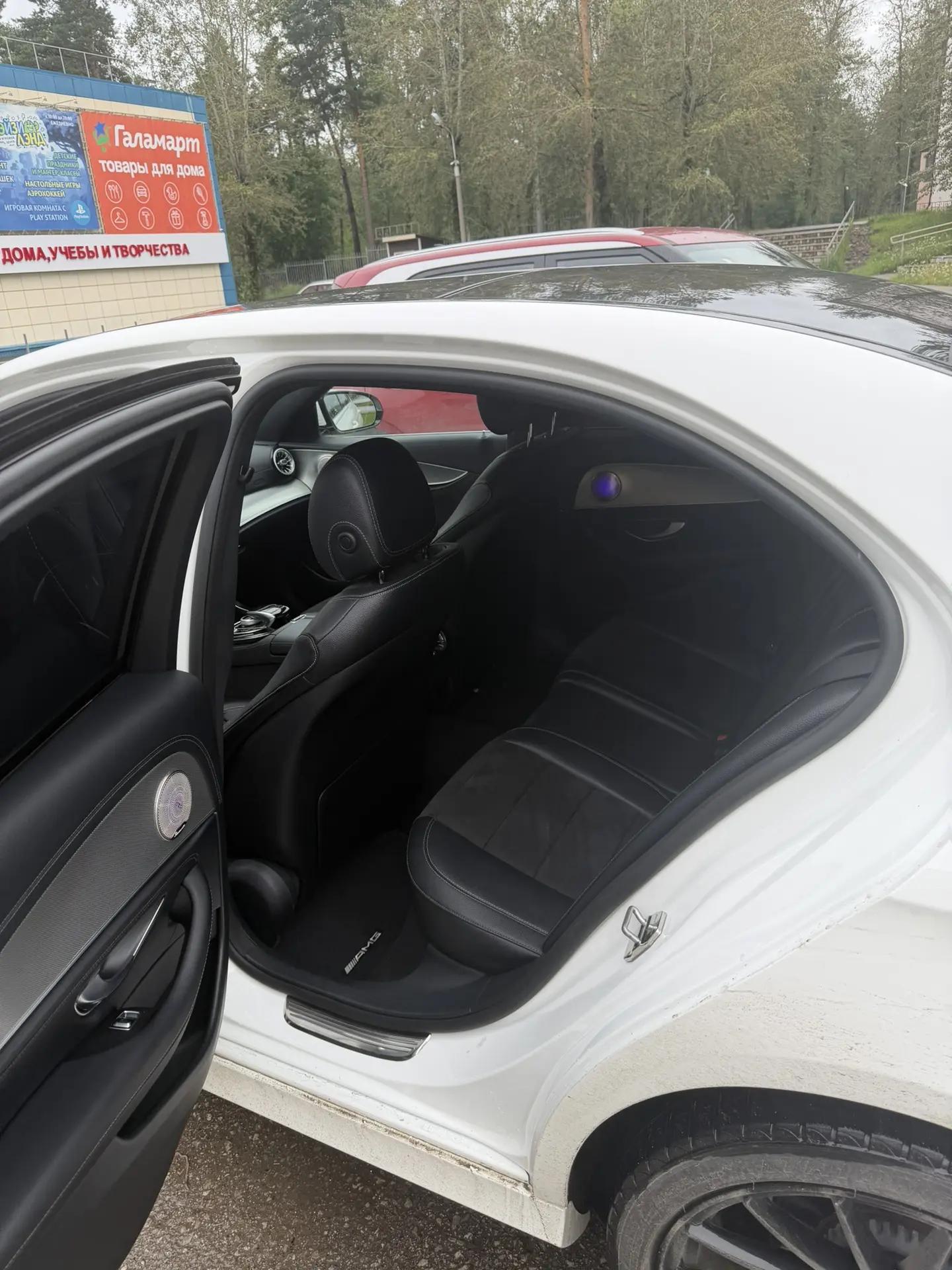 Автомобиль марки MERCEDES-BENZ модель E200 4MATIC 2016 г.в. VIN-номер WDD2130431A101039