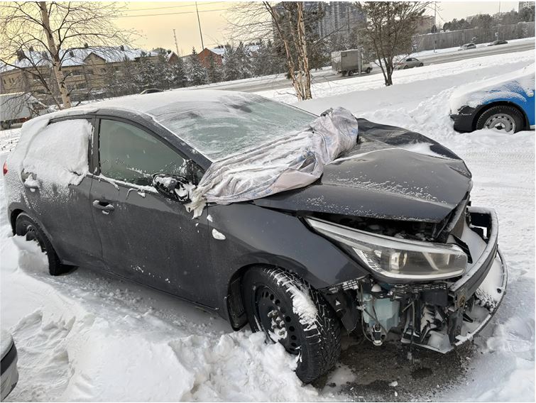 Автомобиль марки KIA модель Ceed 2014 г.в. VIN-номер XWEHM512AE0003926