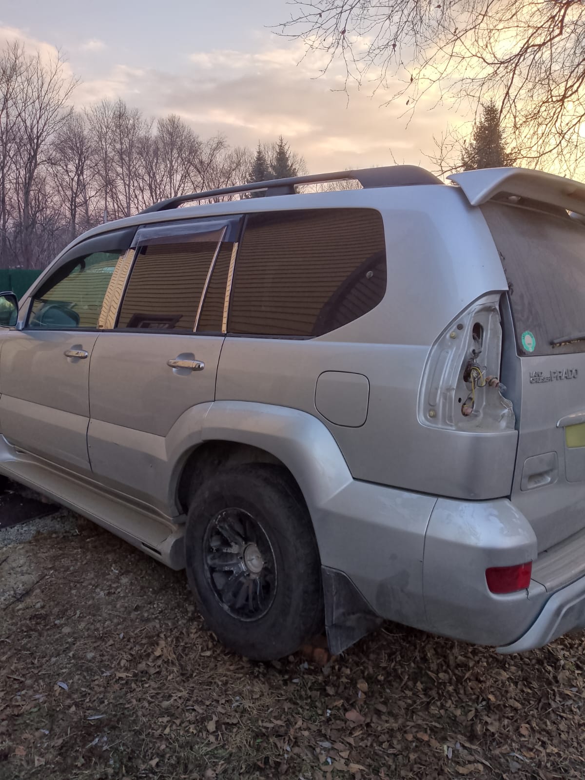 Автомобиль марки TOYOTA модель Land Cruiser Prado 2004 г.в. номер шасси VZJ1210009442
