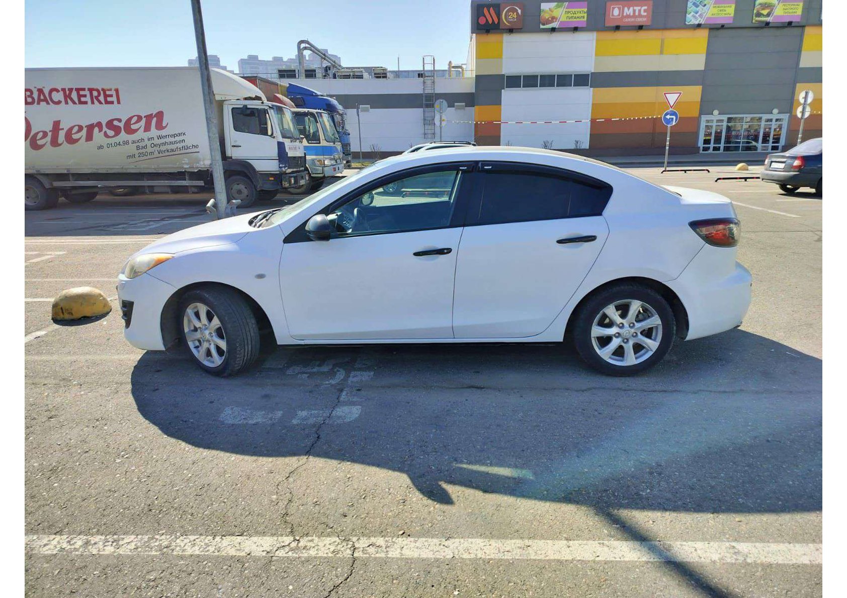 Марка: MAZDA, модель: 3, год выпуска: 2010 г., № шасси (рамы): отсутствует, кузов №: JMZBL12Z501205190, идентификационный номер (VIN): JMZBL12Z501205190, регистрационный знак: Х495КМ193