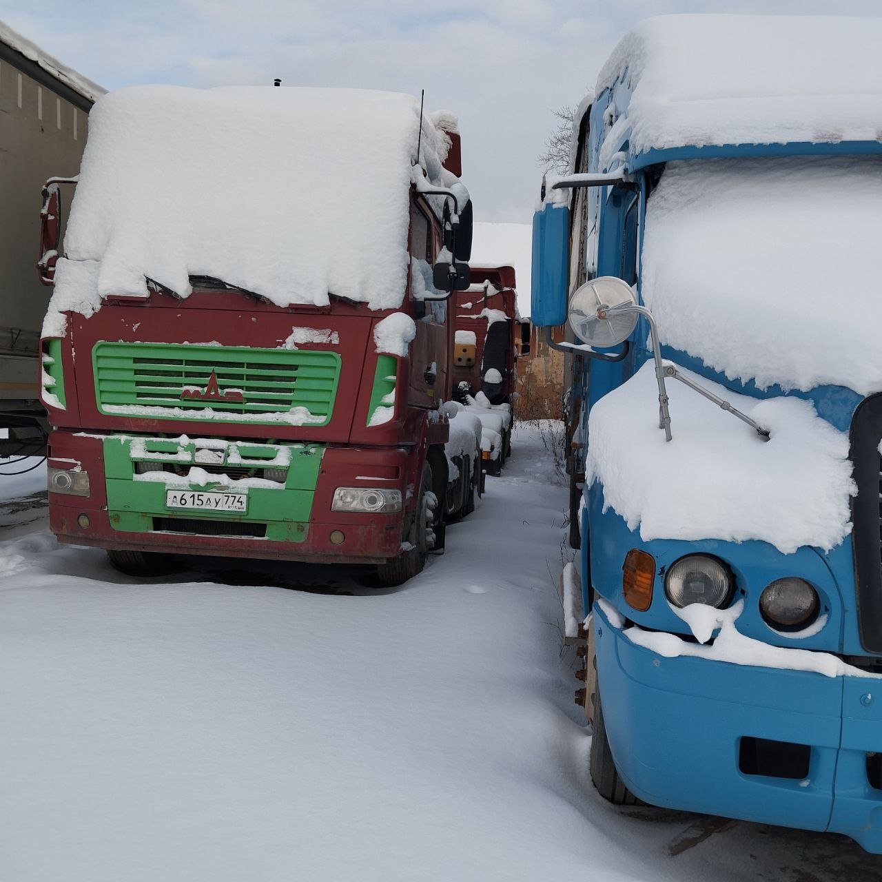 Автомобиль марки МАЗ модель 5440B9-1420-031 2013 г.в. VIN-номер Y3M5440B9D0000430