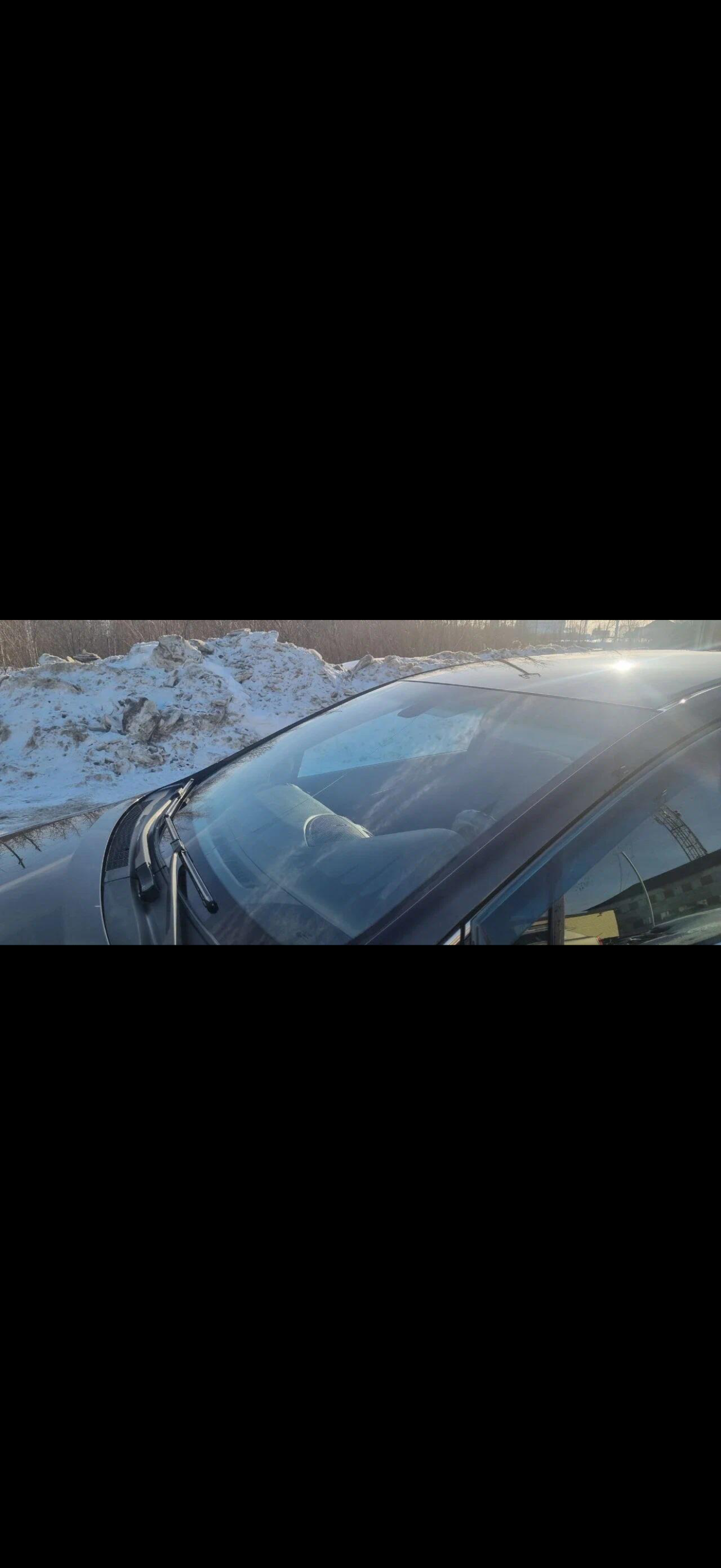 Автомобиль марки TOYOTA модель Avensis T27 2009 г.в. VIN-номер SB1BE76L20E003011