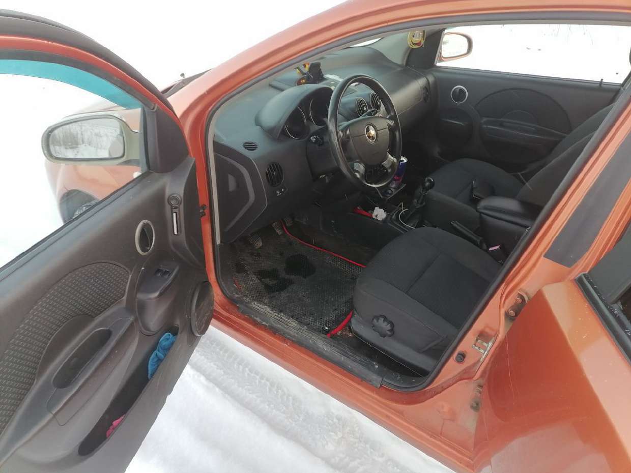 Автомобиль марки: CHEVROLET модели: KLAS (T200/Chevrolet Aveo), год выпуска: 2007 г., идентификационный номер (VIN): XUUSF487J80001646