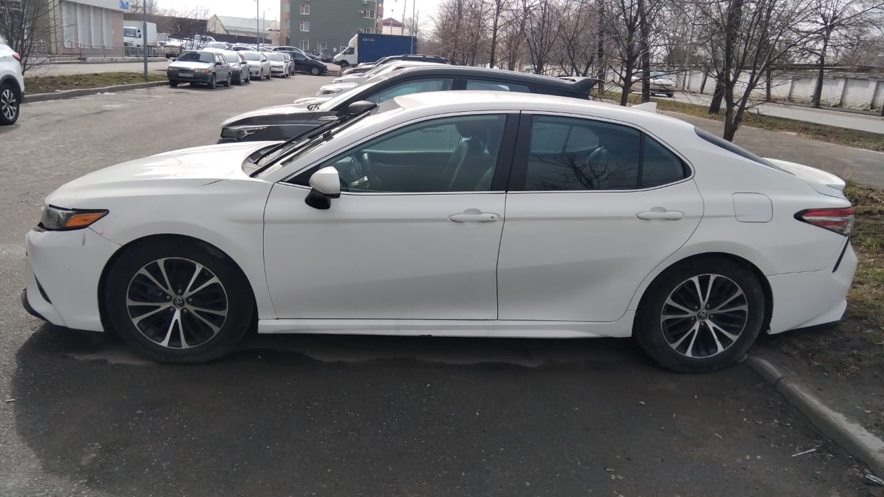 Автомобиль марки TOYOTA Camry 2019 г.в. VIN-номер 4T1B11HK5KU756268