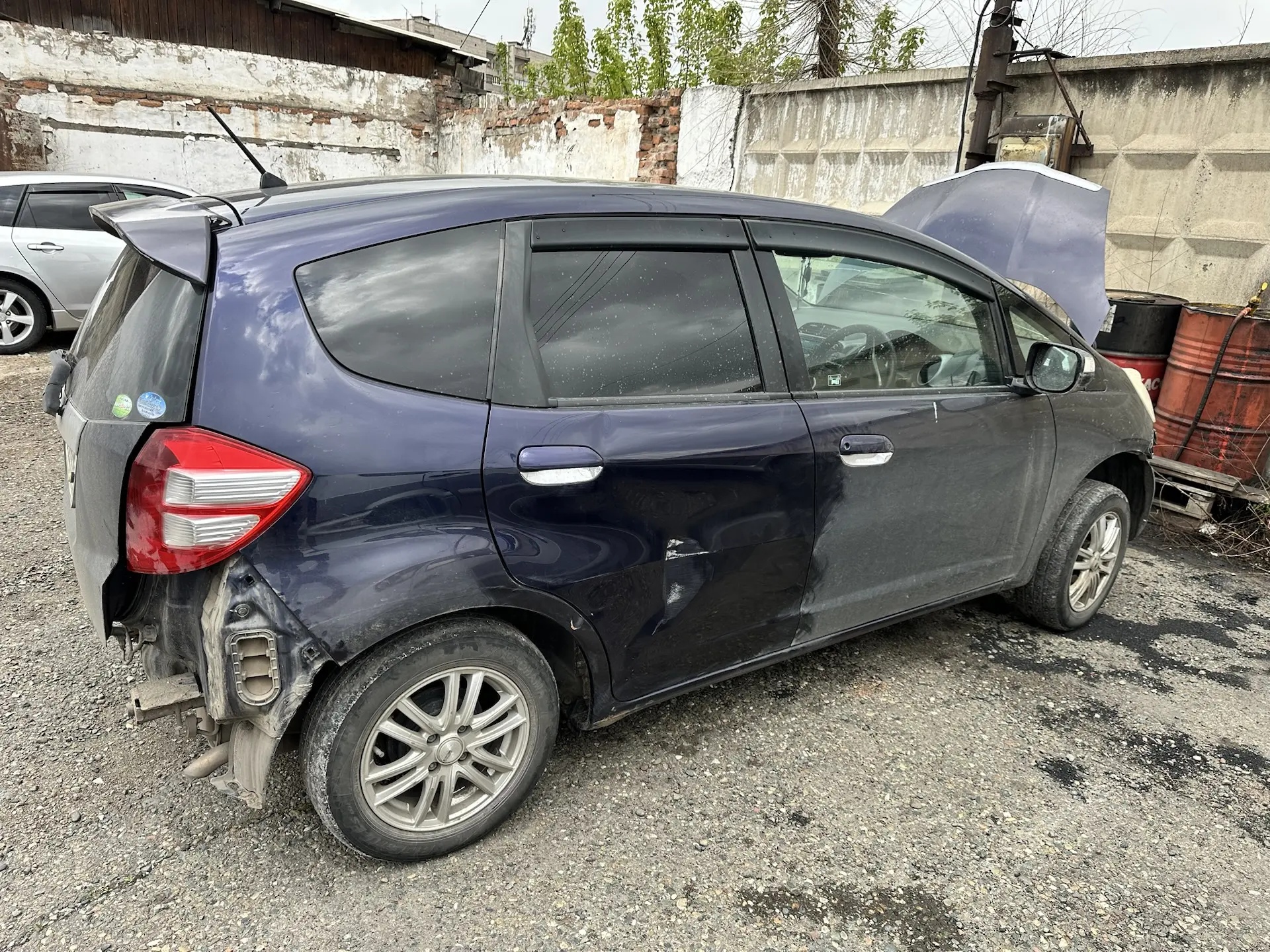 Легковой автомобиль марки: HONDA, модели: FIT, год выпуска: 2010 г.. кузов №GE6-1347602