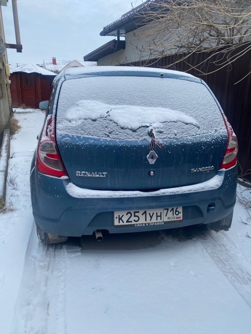 Легковой автомобиль марки: RENAULT, модель: Sandero, год выпуска: 2011 г., кузов №: X7LBSRC2HBH401534, идентификационный номер (VIN): X7LBSRC2HBH401534