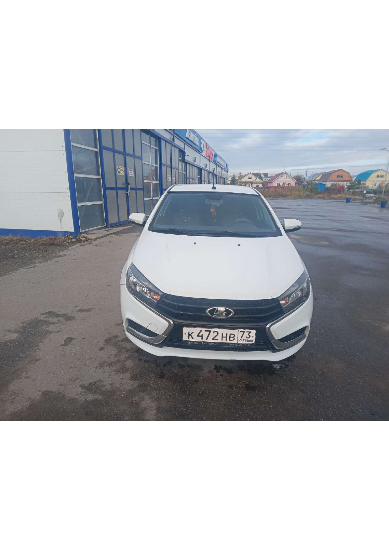 Легковой автомобиль марки: LADA, модели GFL 110 LADA VESTA, год выпуска 2018, кузов № XTAGFL110KY255087, идентификационный номер (VIN): XTAGFL110KY255087, находится в залоге у ПАО «СОВКОМБАНК».