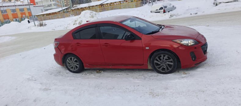 Автомобиль марки MAZDA модель 3 2011 г.в. VIN-номер JMZBL12Z511512100