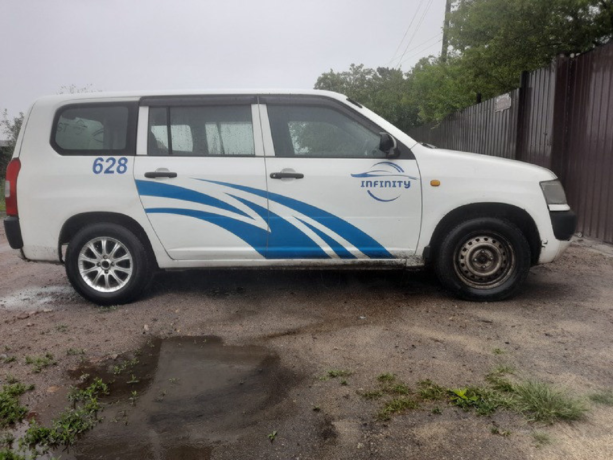 Автомобиль марки TOYOTA модель PROBOX 2007 года выпуска, номер кузова NCP51-0180225