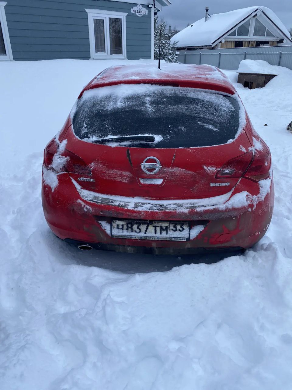 Автомобиль марки OPEL модель Astra 2011 г.в. VIN-номер W0LPD6DCXBG163094