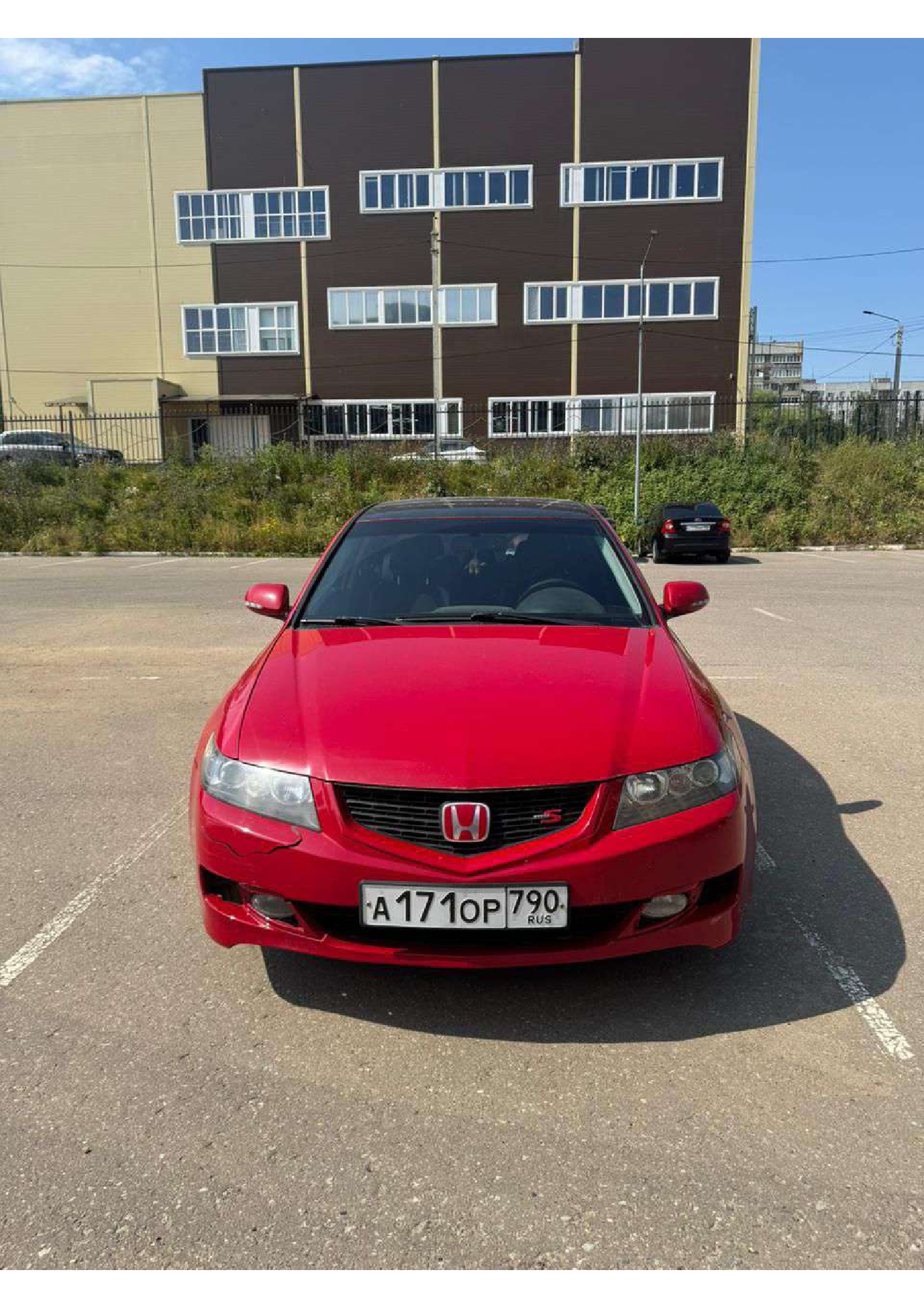 Автомобиль марки HONDA Accord 2006 г.в. VIN-номер JHMCL96406C208884