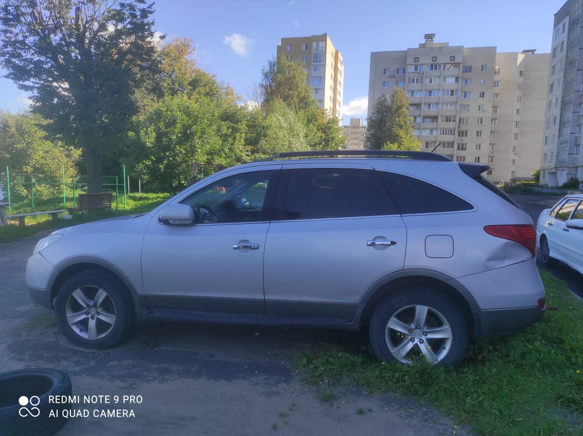 Автомобиль марки HYUNDAY IX 55 (2008г.в., идентификационный номер: KMHNU81CP9U090035)