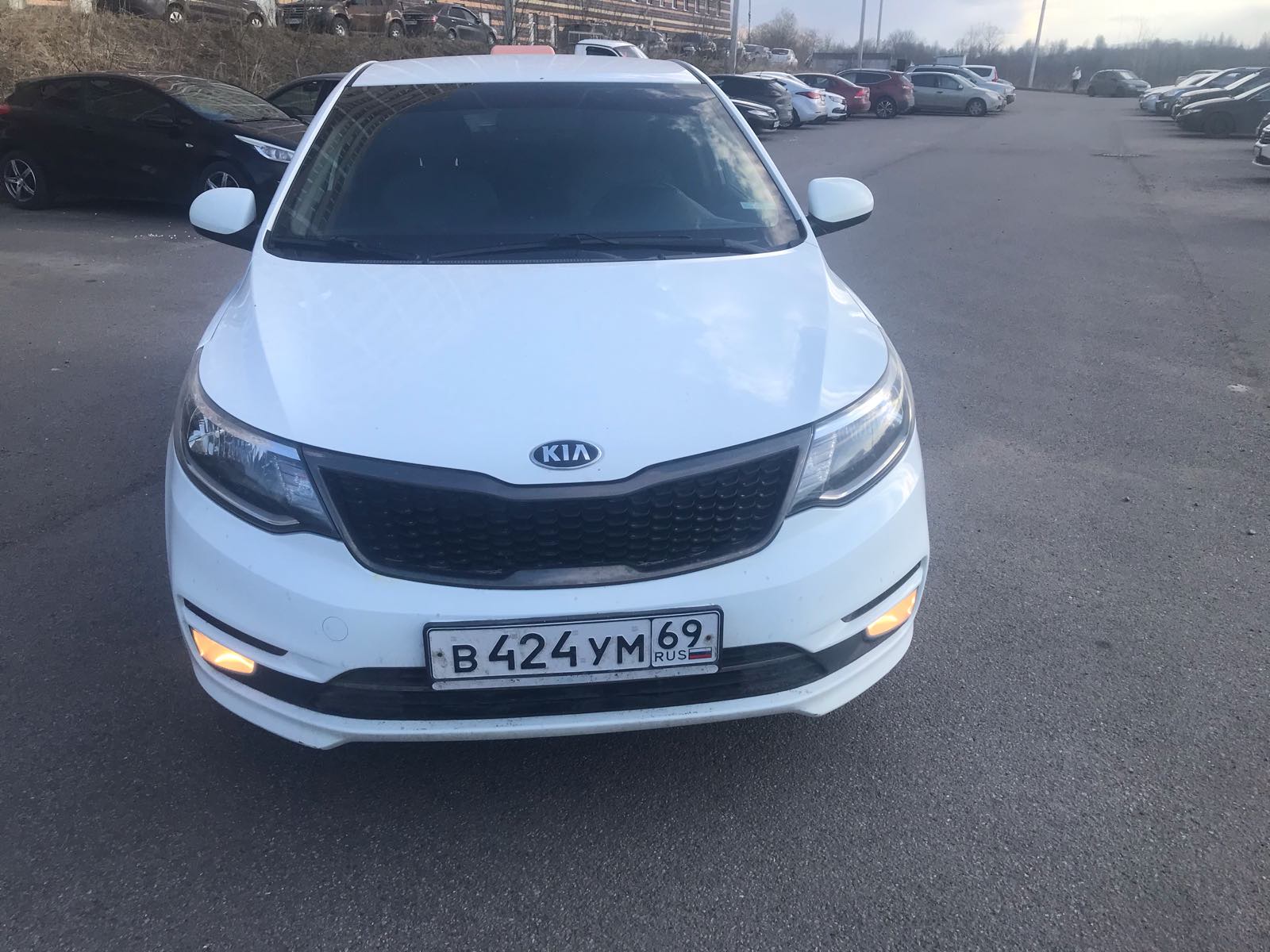 Легковой автомобиль марки: KIA, модель: Rio, год выпуска: 2017 г., кузов №: Z94CB41BBHR439246, идентификационный номер (VIN): Z94CB41BBHR439246