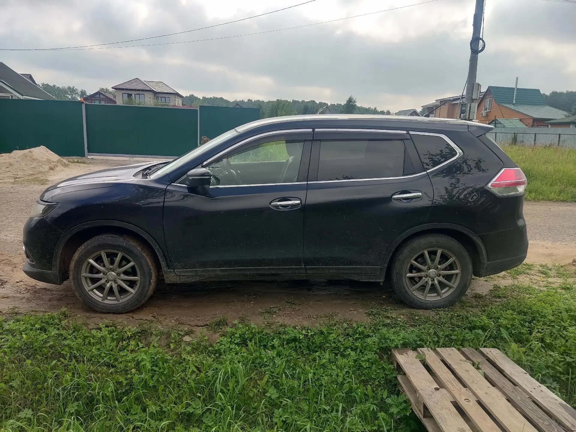Автомобиль марки NISSAN модель X-TRAIL 2015 г.в. Модель № двигателя MR206981948