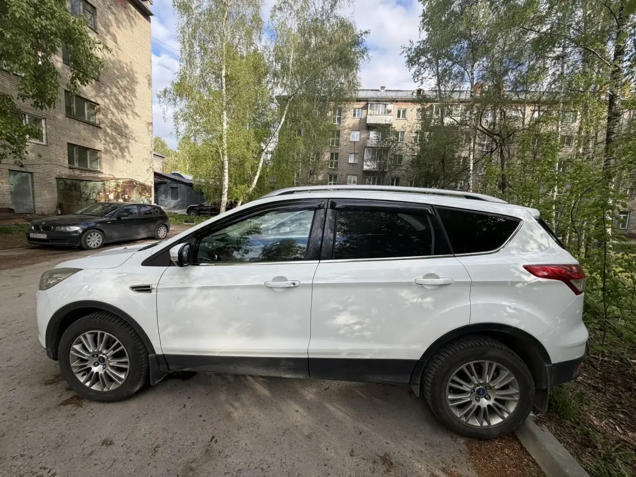 Автомобиль марки FORD модель Kuga 2015 г.в. VIN-номер Z6FAXXESMAFD30446