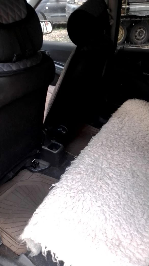Автомобиль марки SUZUKI модель Ignis 2007 г.в. VIN-номер TSMMHX81S00279951 (в залоге у ПАО "Совкомбанк")