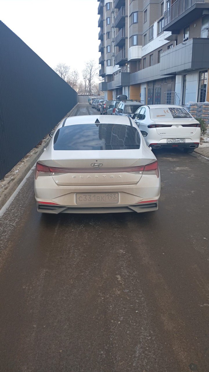 Автомобиль марки HYUNDAI модель Elantra 2021 г.в. VIN-номер XWELN41BBM0001736