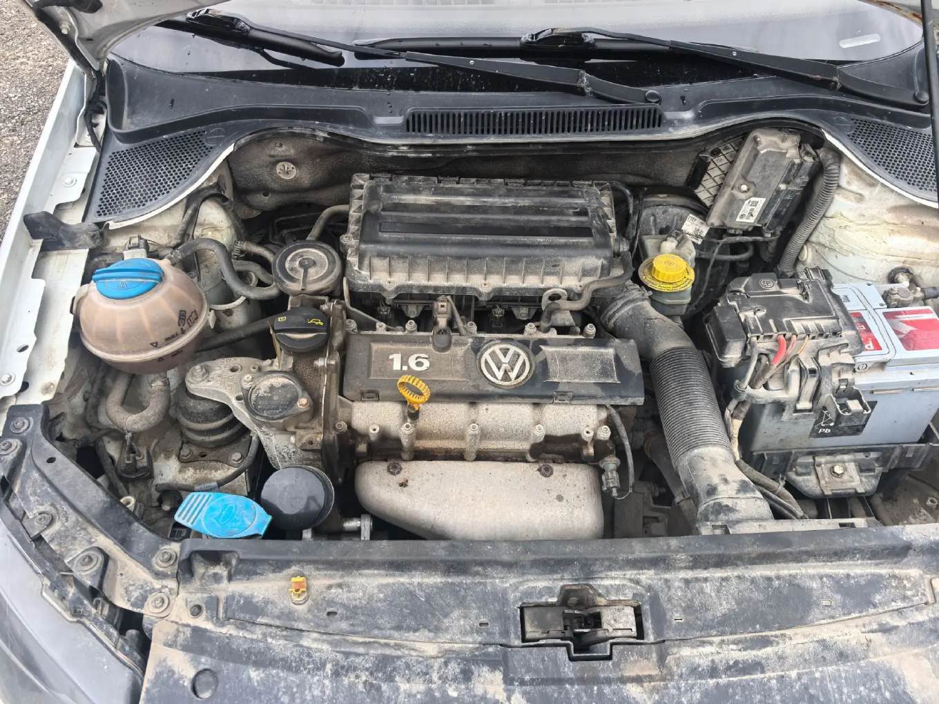 Автомобиль марки VOLKSWAGEN модель Polo 2015 г.в. VIN-номер XW8ZZZ61ZFG030062