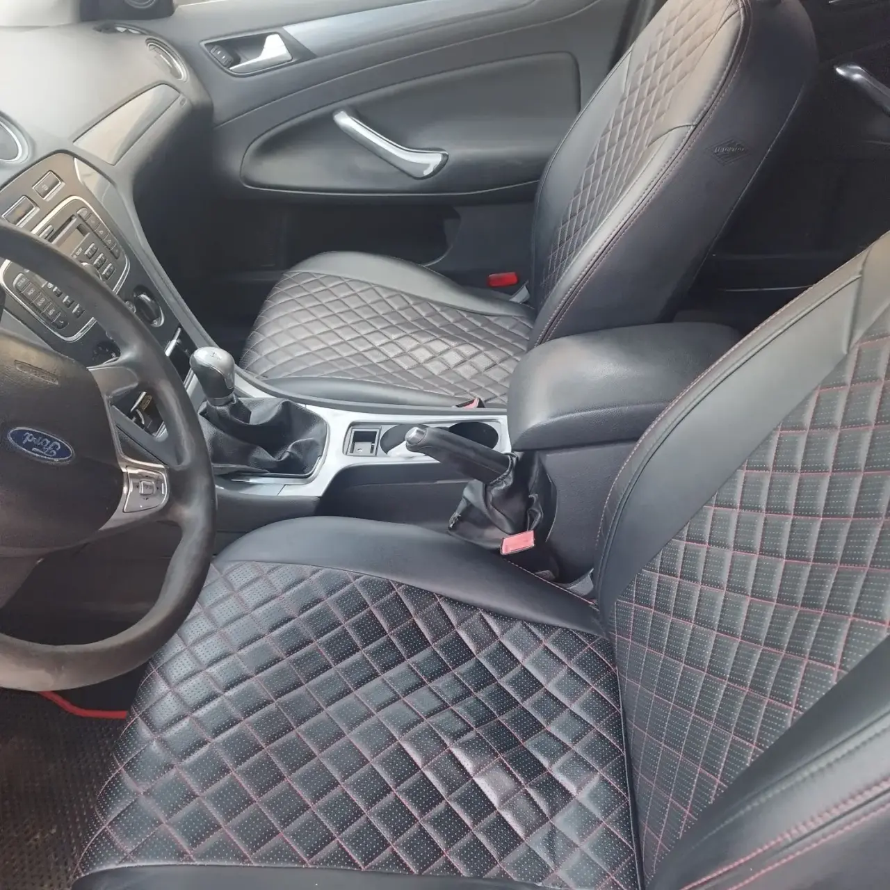 Автомобиль марки FORD модель Mondeo 2011 г.в. VIN-номер X9FDXXEEBDBU30036