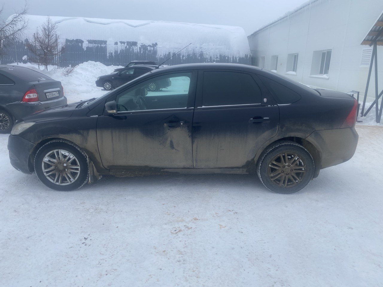 Автомобиль марки FORD модель Focus 2008 г.в. VIN-номер WF0HXXWPDH8D17663