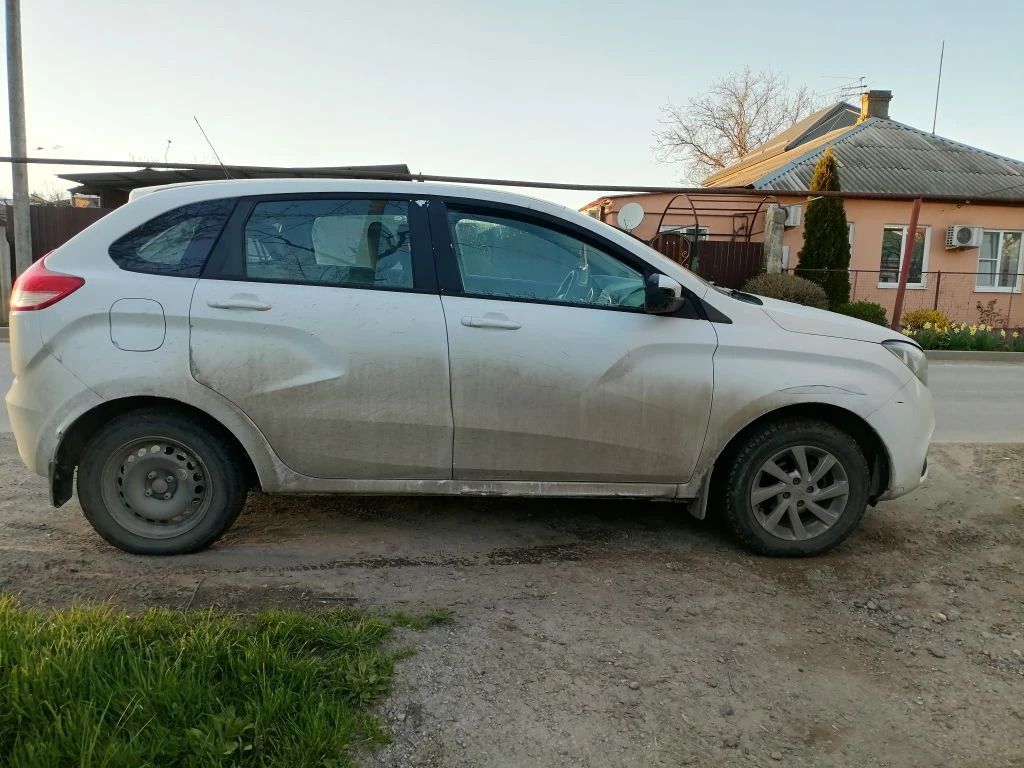 Легковой автомобиль марки: Lada, модель: LADA GAB130 XRAY, год выпуска: 2017 г., идентификационный номер (VIN): XTAGAB130H1011256 (залог в пользу ПАО «Совкомбанк»)