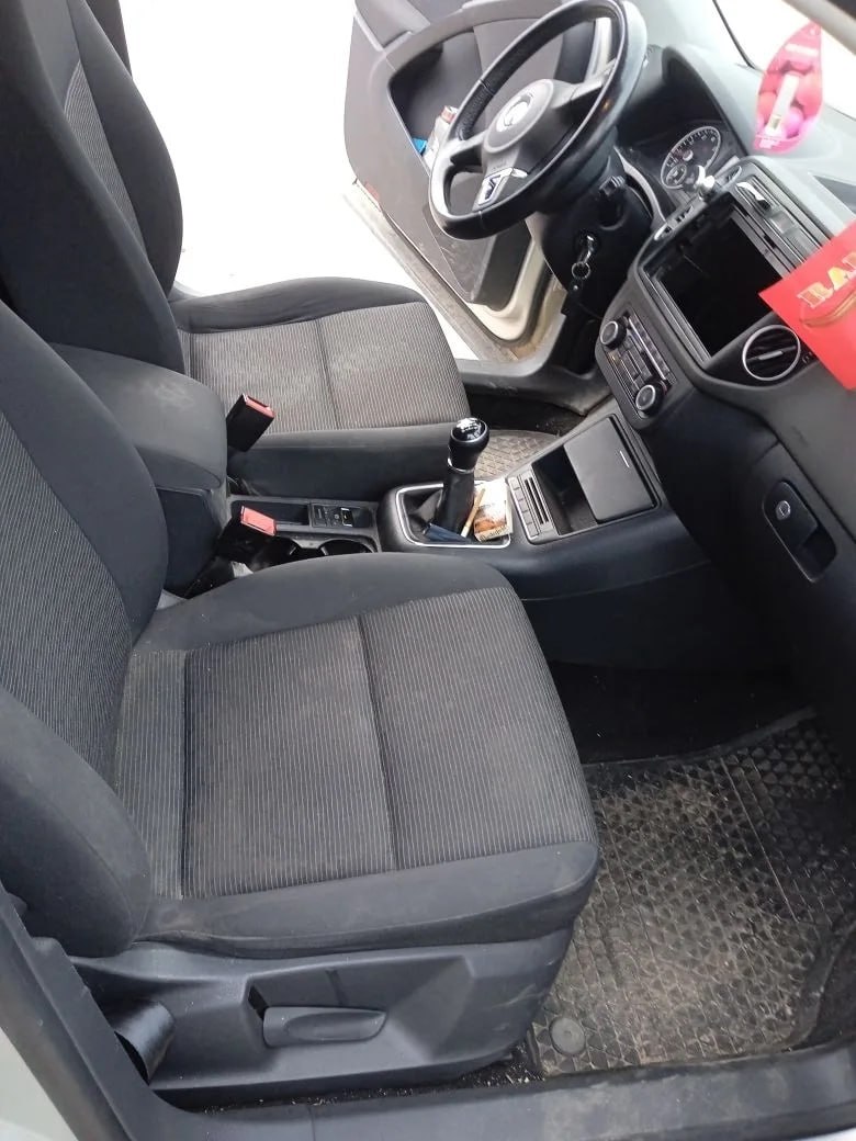 VOLKSWAGEN модель Tiguan 2012 г.в. VIN-номер XW8ZZZ5NZCG116835