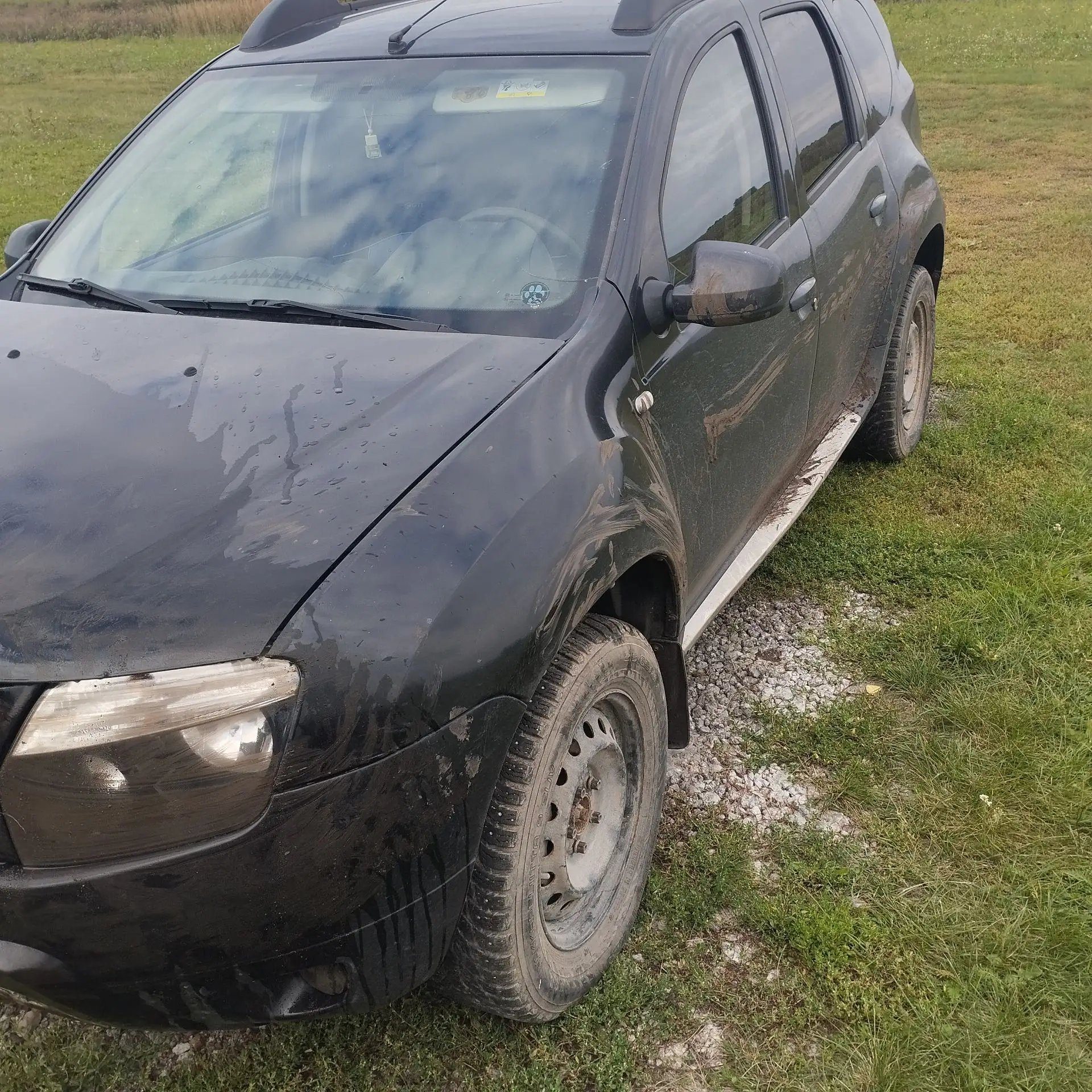 Автомобиль марки RENAULT модель Duster 2013 г.в. VIN-номер X7LHSRDVN48503163