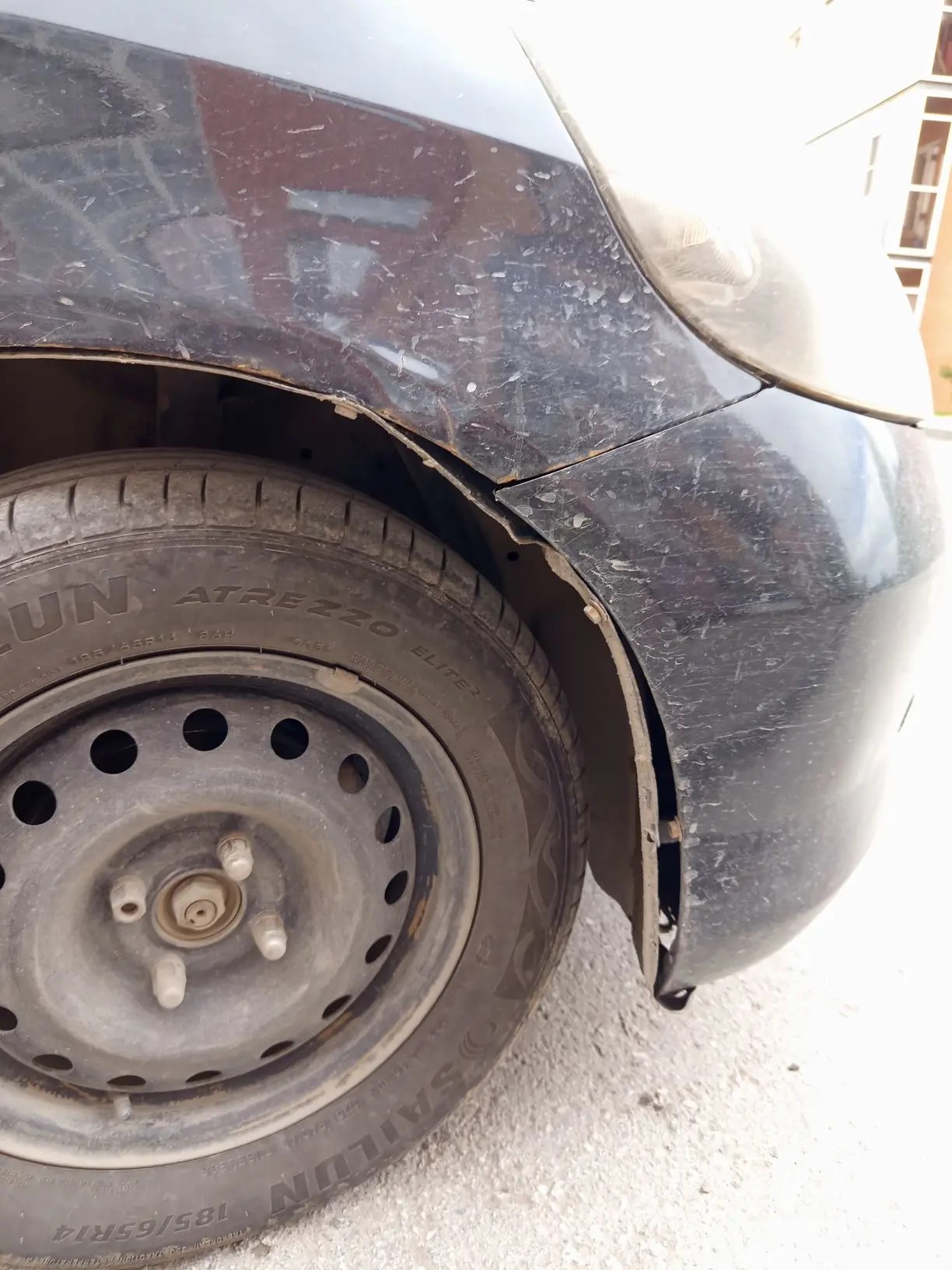 Автомобиль марки HONDA модель fit, 2002 г.в., номер кузова: GD21010162.