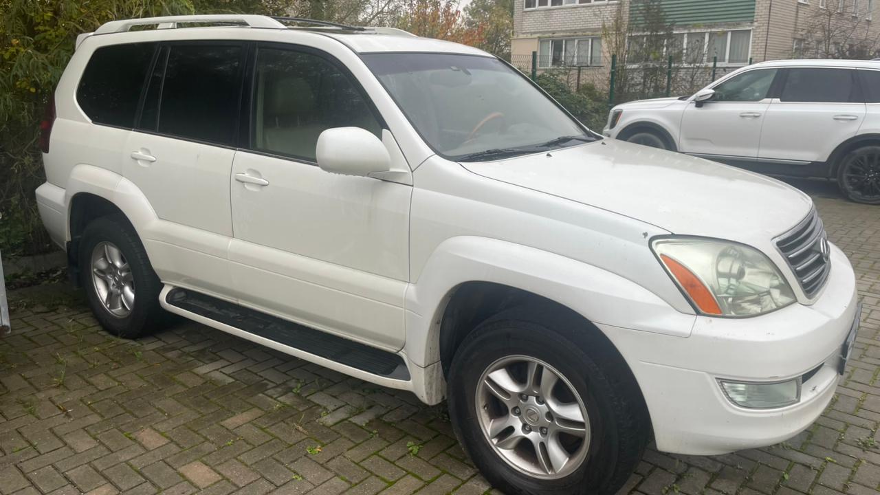 Автомобиль: марки: Lexus, модель: GX 470 V8, год выпуска: 2004 г., кузов №: JTJBT20X040040705, идентификационный номер (VIN): JTJBT20X040040705