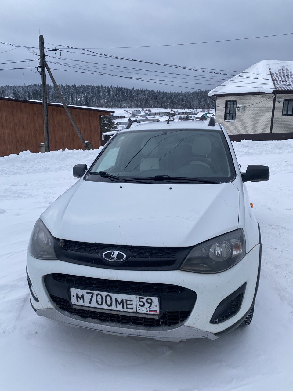 Легковой автомобиль марки: LADA, модель: 219410 LADA KALINA, год выпуска: 2016 г., идентификационный номер (VIN): XTA219410G0082605