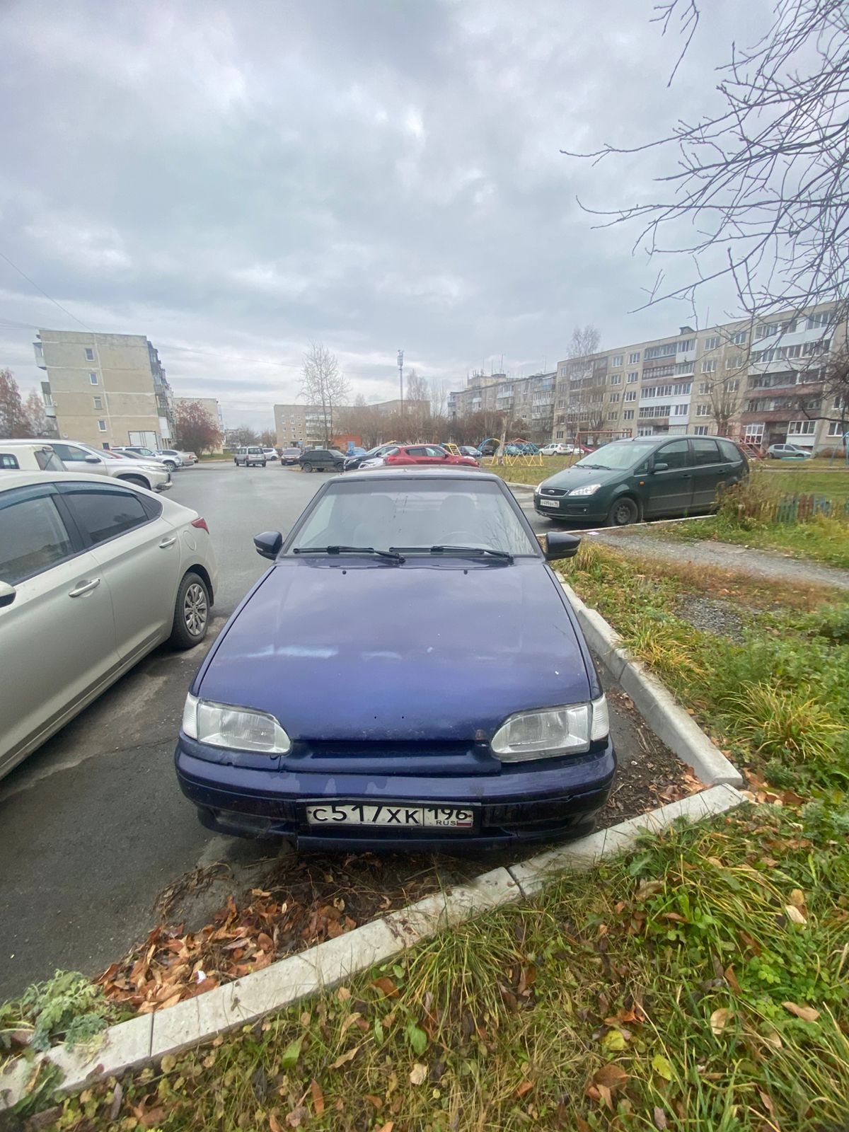Легковой автомобиль, марка: Лада 211340, модель: Лада Самара, год изготовления: 2012 г.в., цвет: синий, VIN: XTA211340D5173793, ПТС: 66РО974417, г/н: С517ХК196