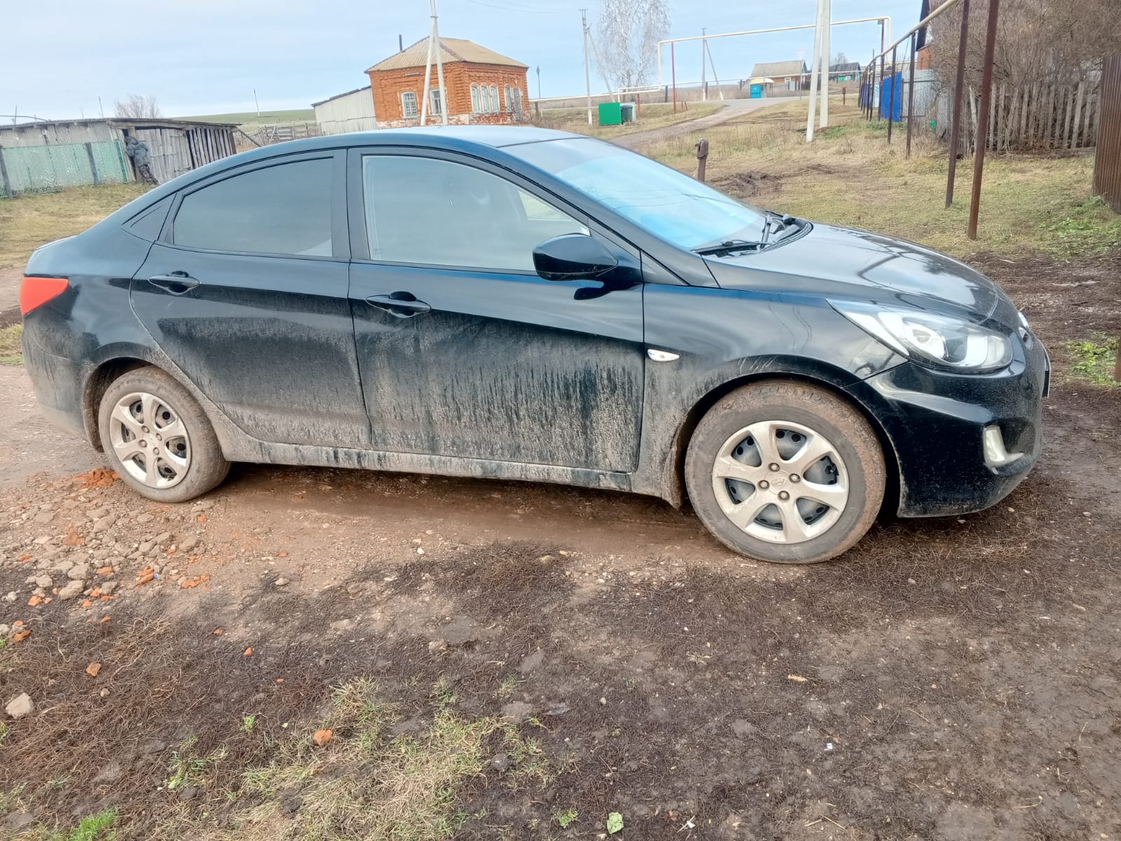 Автомобиль марки Hyundai Solaris, 2011 г.в., VIN Z94CT41DBBR074259.