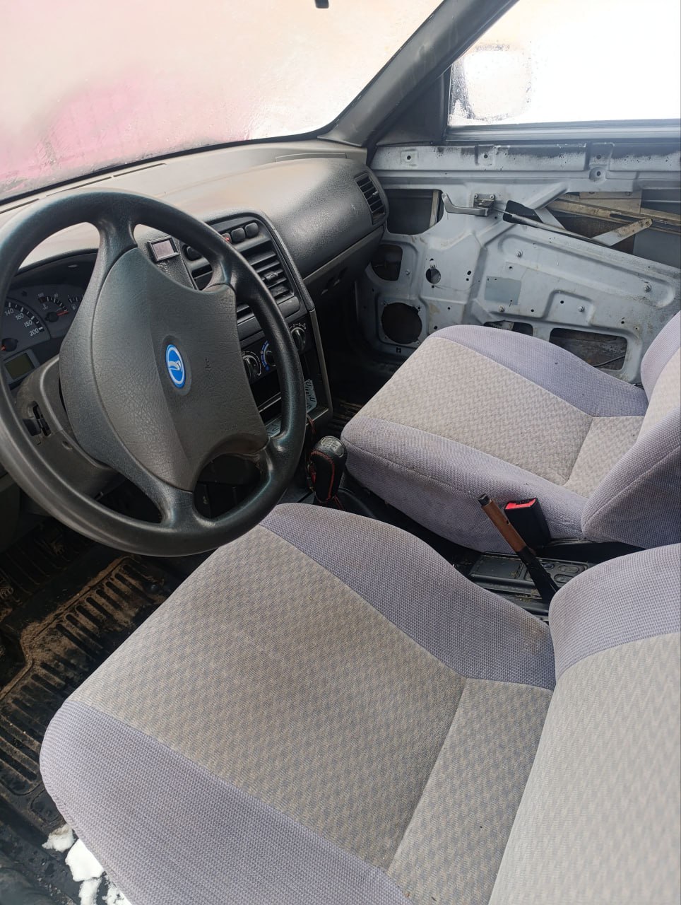 Автомобиль марки ВАЗ модель 21124 2007 г.в. VIN-номер XTA21124080514998