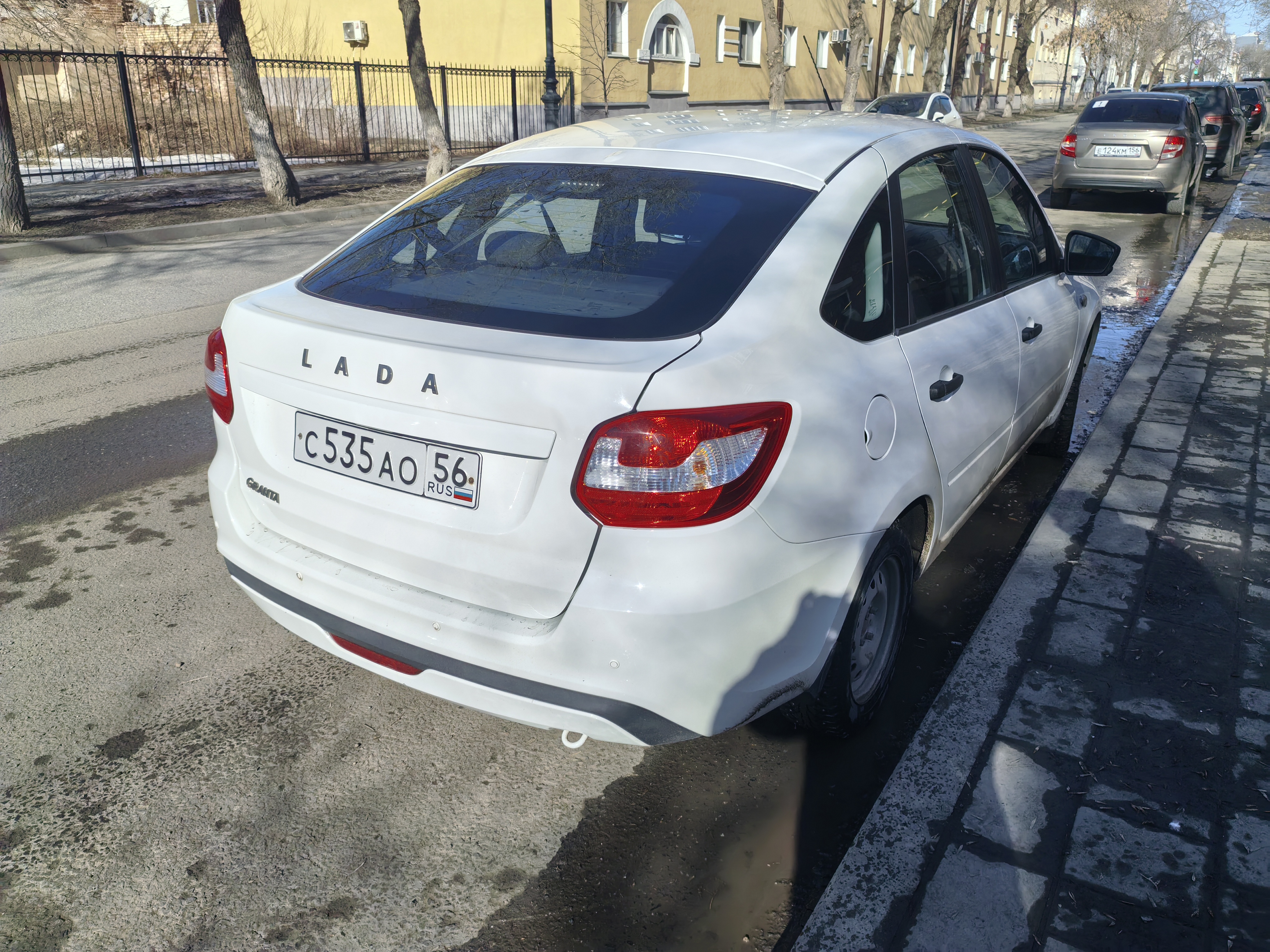 Легковой автомобиль LADA Granta, VIN номер ХТА219110К0330417, 2019 года выпуска