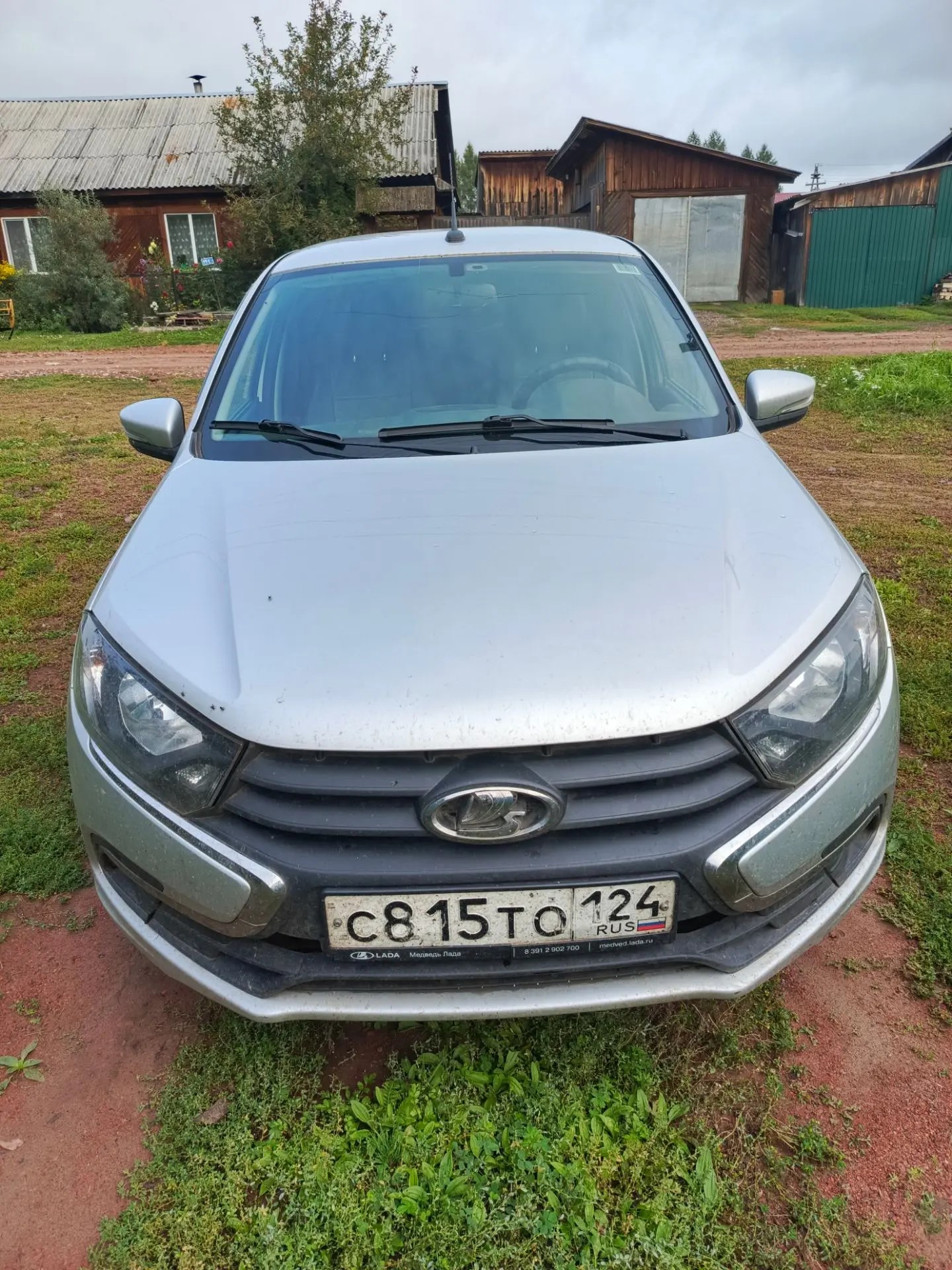 Автомобиль марки LADA модель Granta, 2023 г.в., VIN-номер: XTA219140R0533558
