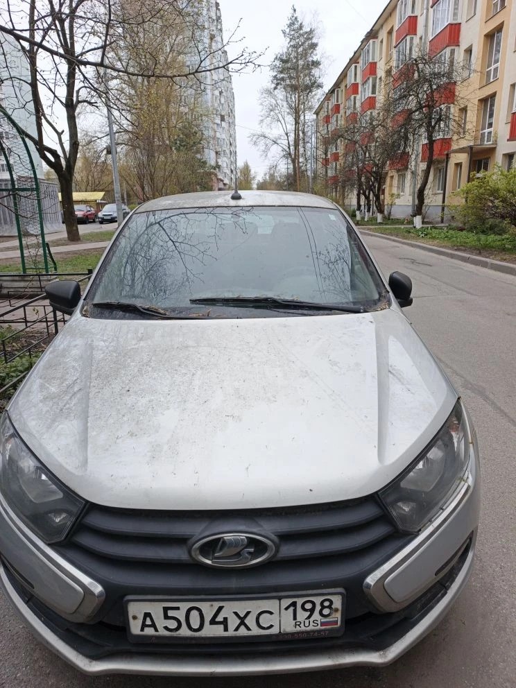 Легковой автомобиль (седан) Lada 219010 (Granta), год изготовления: 2018, VIN: XTA219010K0571043, гос. номер: А504ХС198, цвет: Серебристый