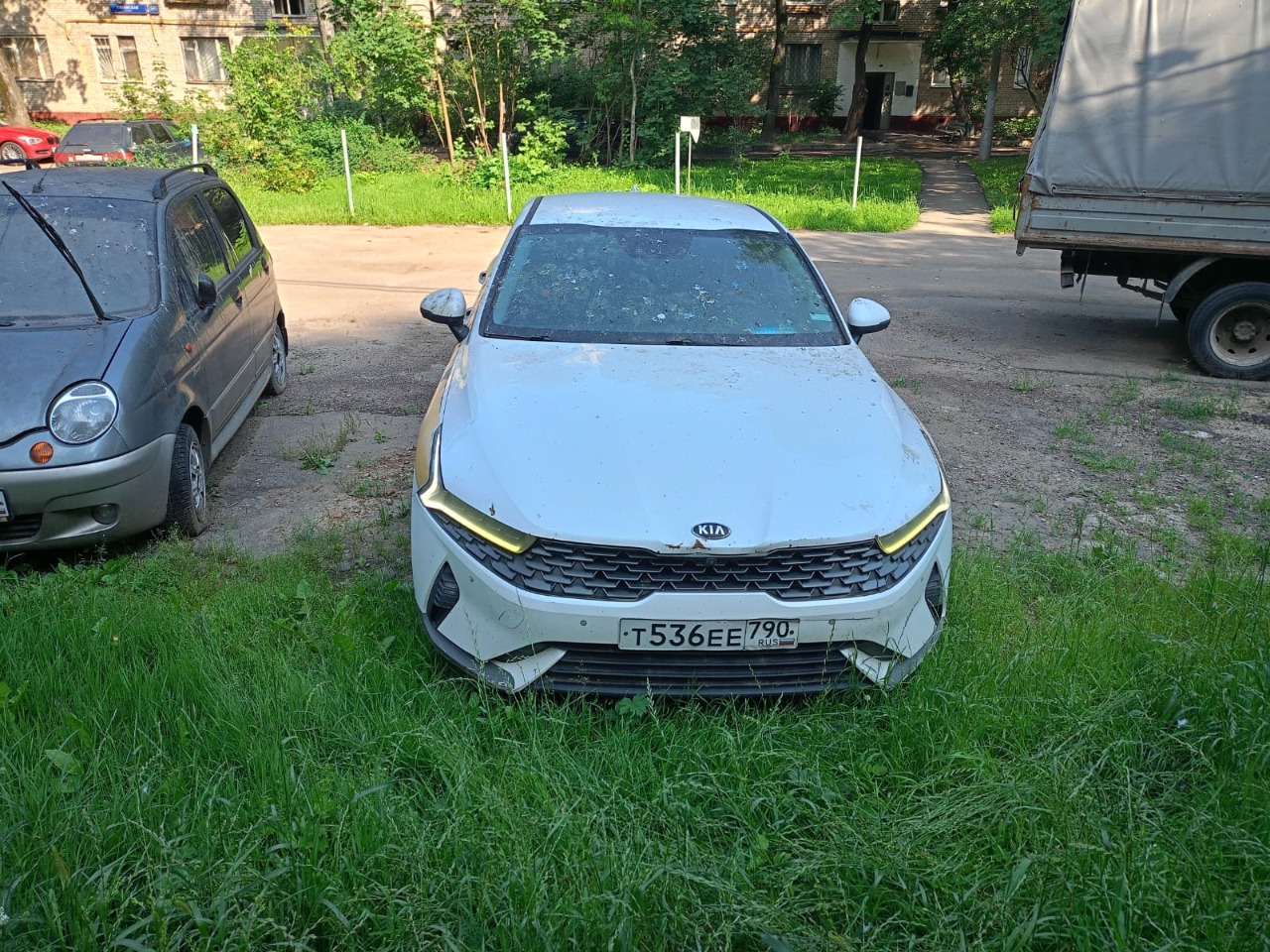 Автомобиль марки KIA модель k5 2020 г.в. VIN-номер XWEG3414BM0001712
