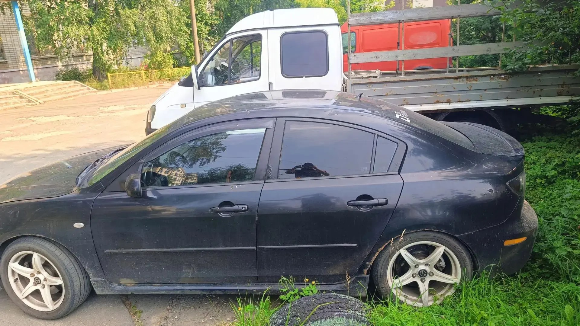 Автомобиль марки MAZDA модель 3, 2007 г.в., VIN-номер JMZBK12F681686256.