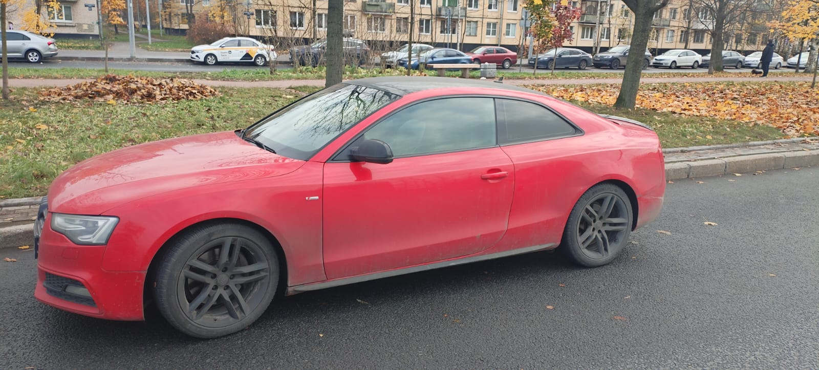 Автомобиль марки AUDI A5, 2012 г.в., VIN-номер WAUZZZ8T1CA050823