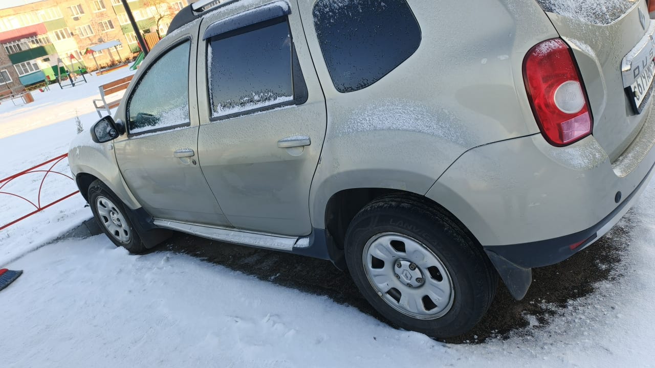 Автомобиль марки RENAULT модель Duster 2013 г.в. VIN номер X7LHSRDVN50199260