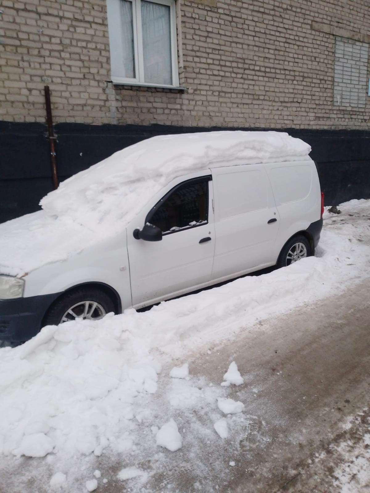 Автомобиль марки LADA модель Largus 2018 г.в. VIN-номер XTAFS035LK1129868