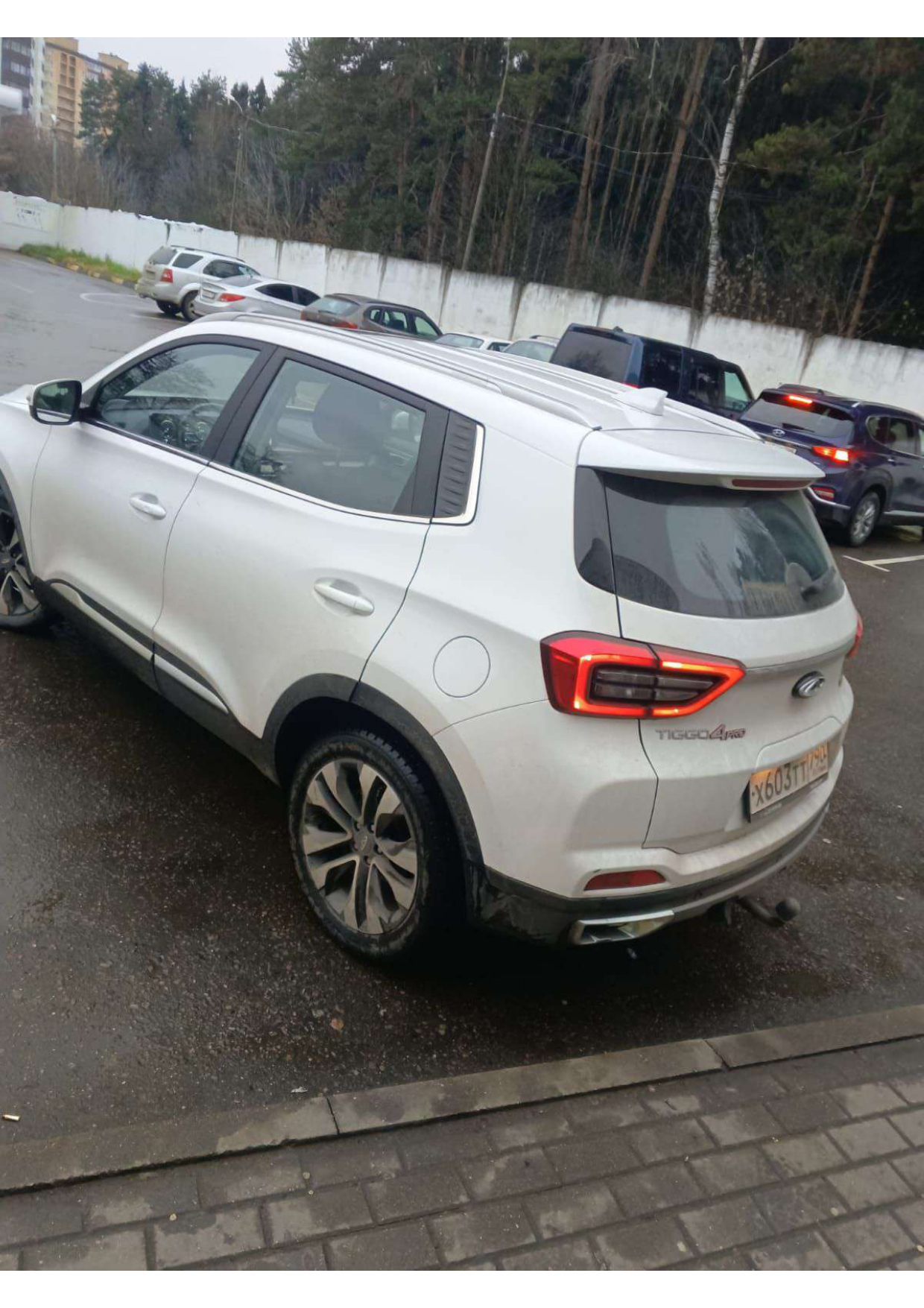 Автомобиль марки CHERY модель TIGGO 4 PRO, 2024 г.в., VIN-номер LVVDB21B2RC034028, находится в залоге у ПАО «СОВКОМБАНК».