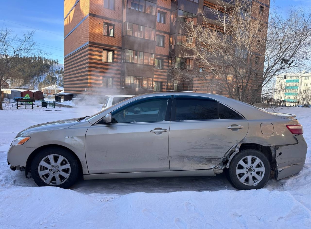 Автомобиль марки ТОЙОТА модель КАМРИ 2006 г.в. VIN-номер JTNBE40K803053039