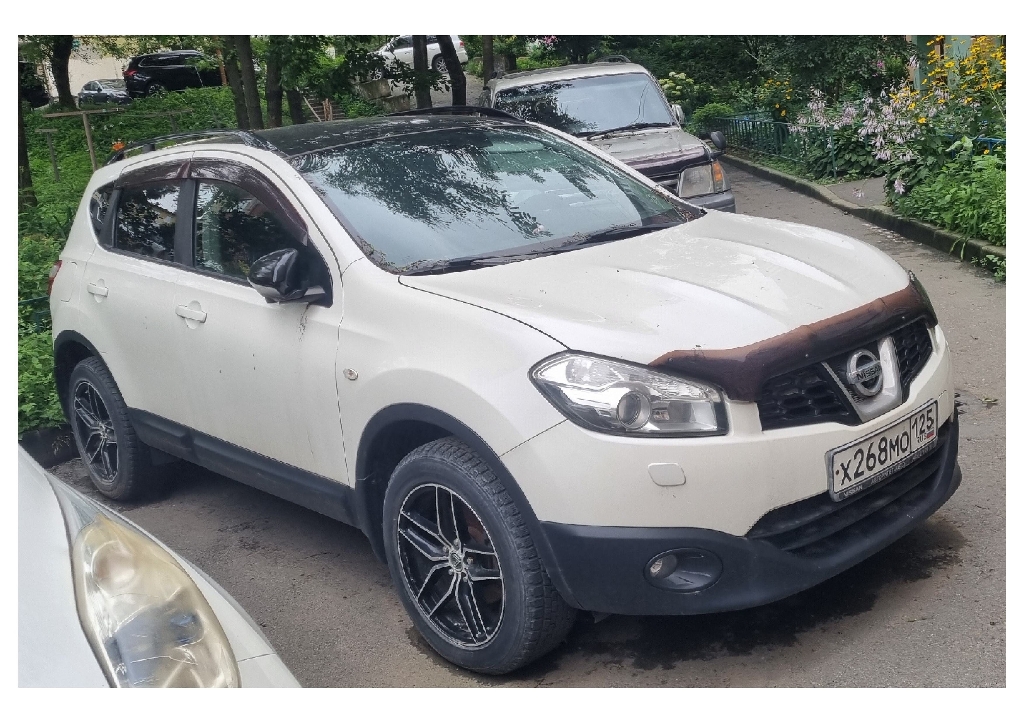Автомобиль марки NISSAN модель Qashqai 2013 г.в. VIN-номер SJNFBNJ10U2809780