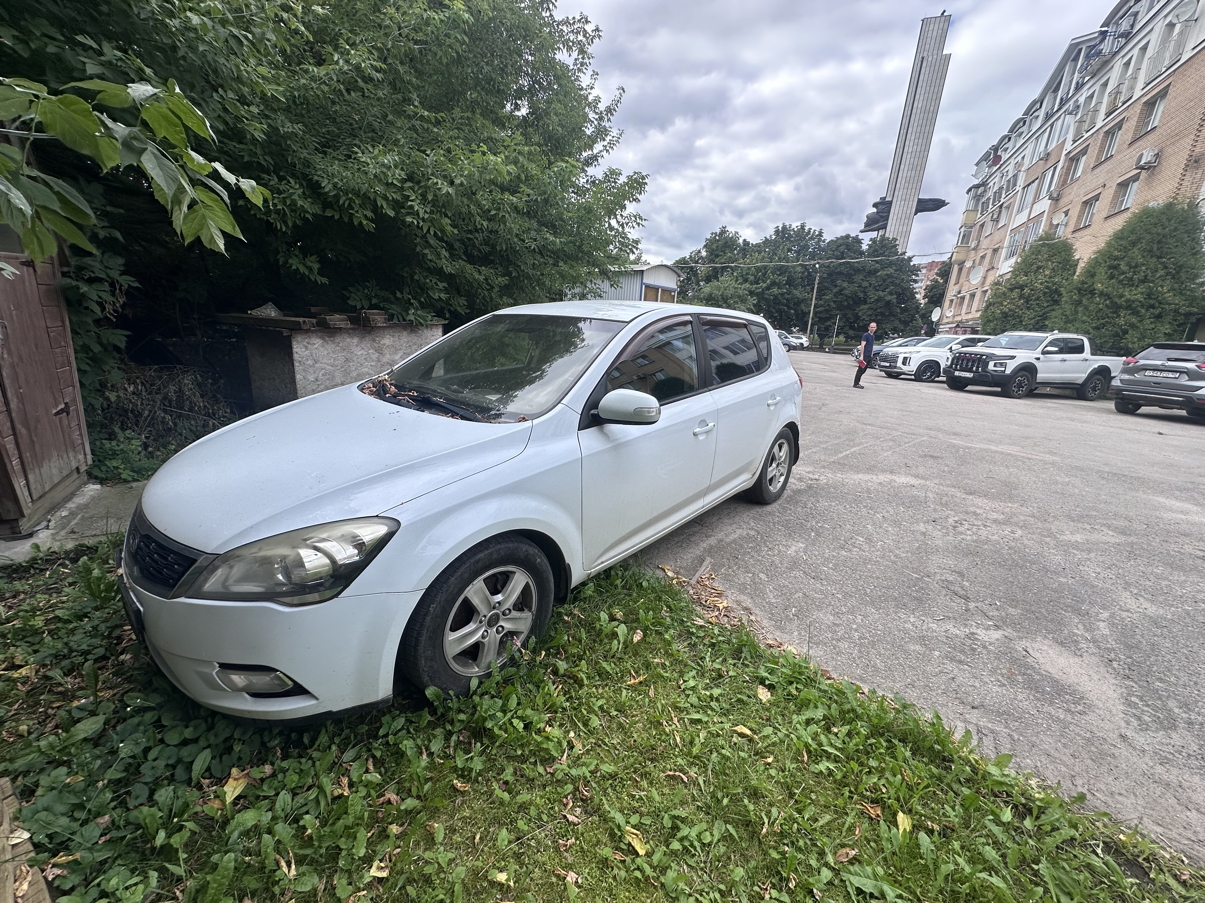 автомобиль марки KIA модель СD (СЕЕD) 2011 г.в. VIN-номер XWEHC512BB0007871