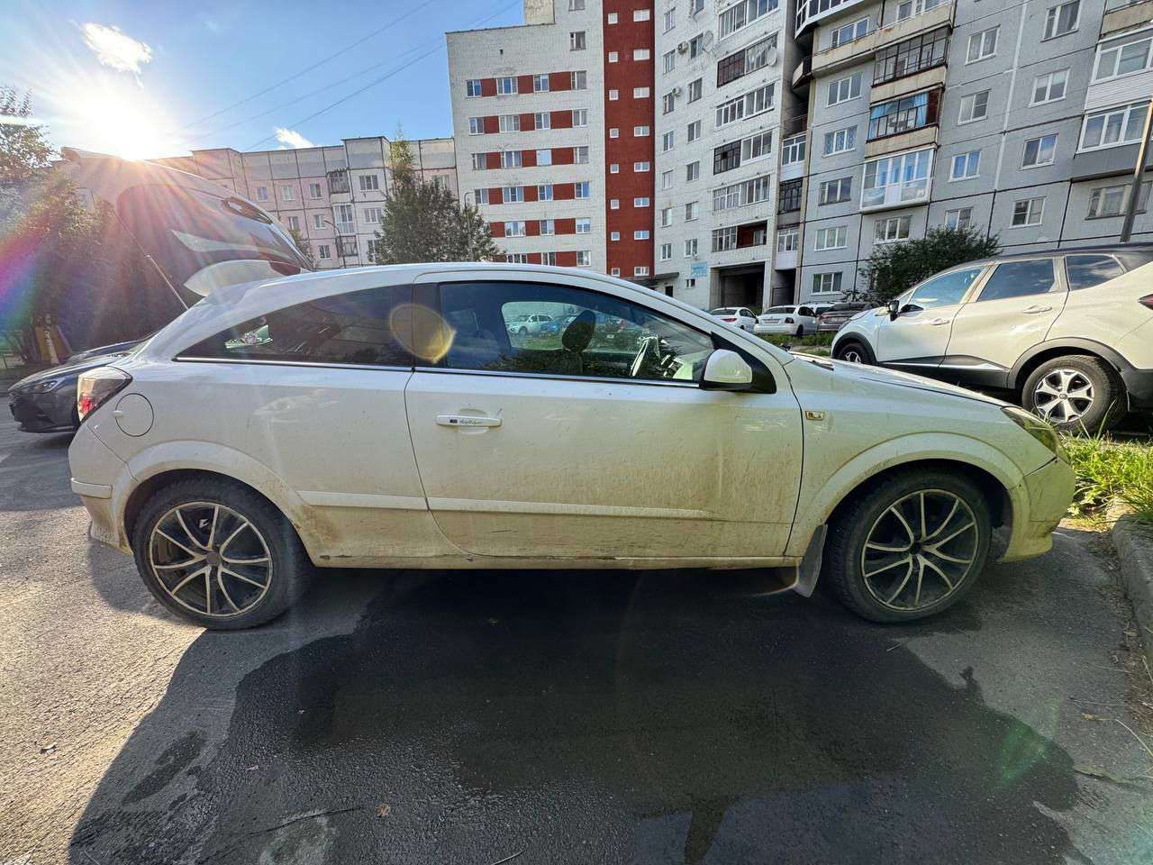 автомобиль марки OPEL модель ASTRA (AH) 2008 г.в. VIN номер XUF0AHL089B009135